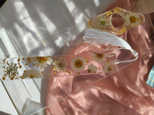 Marque page en résine blanc et or